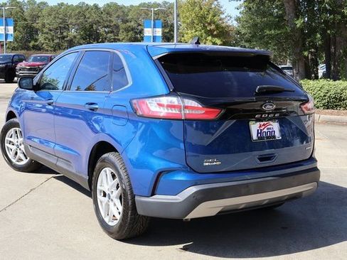Used 2022 Ford Edge SEL image 2