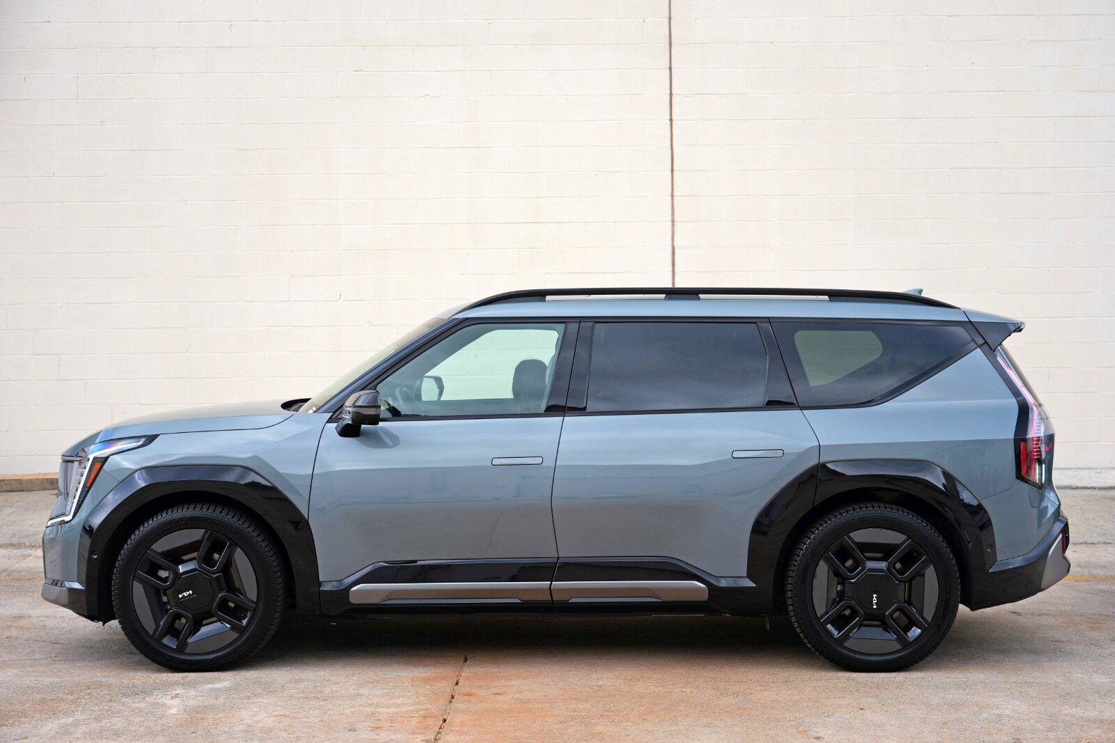 Used 2024 Kia EV9 GT-Line AWD/4WD image 52