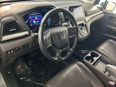 Used 2023 Honda Odyssey EX-L image 13