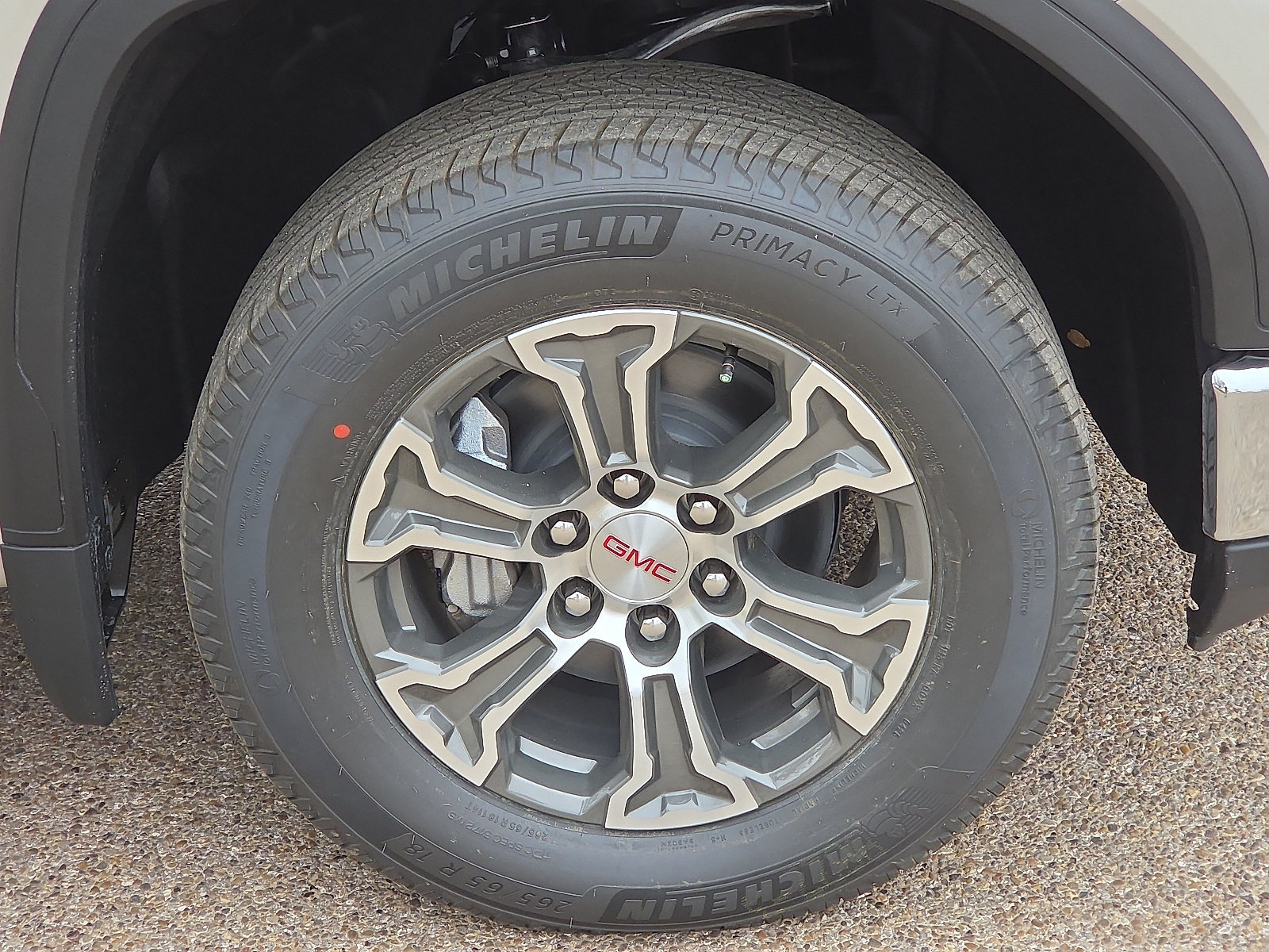 New 2026 GMC Sierra 1500 SLE w/ Preferred Package RWD image 8