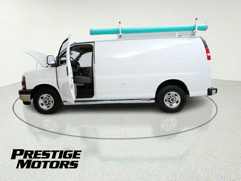 Used 2020 GMC Savana 2500 w/ Driver Convenience Package RWD image 11