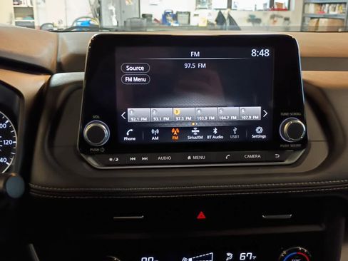 Used 2025 Nissan Rogue SV image 18