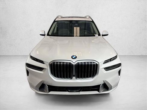Used 2023 BMW X7 xDrive40i AWD/4WD image 2