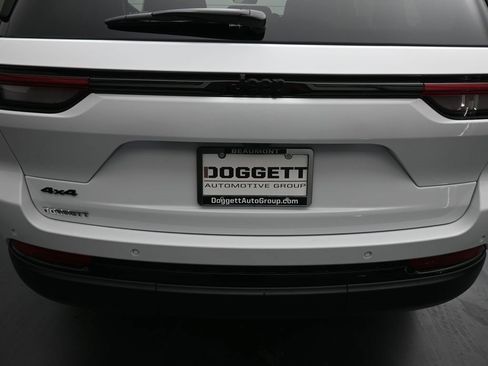 New 2025 Jeep Grand Cherokee Limited image 14