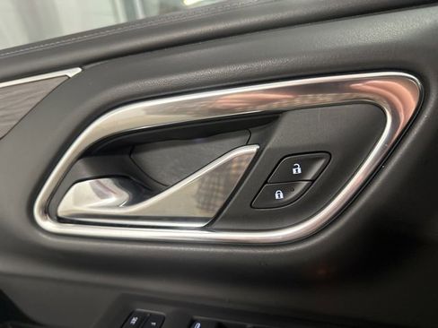 Used 2024 Chevrolet Tahoe Z71 w/ Luxury Package image 10