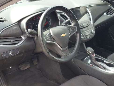Used 2024 Chevrolet Malibu RS FWD image 8