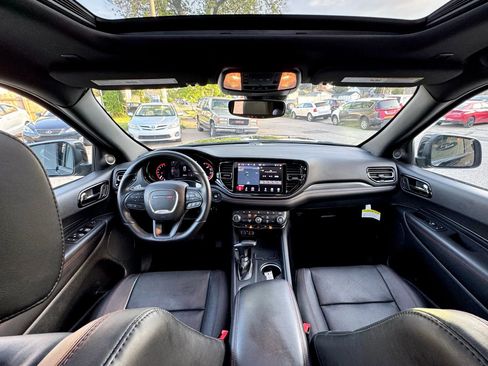 Used 2024 Dodge Durango R/T image 2
