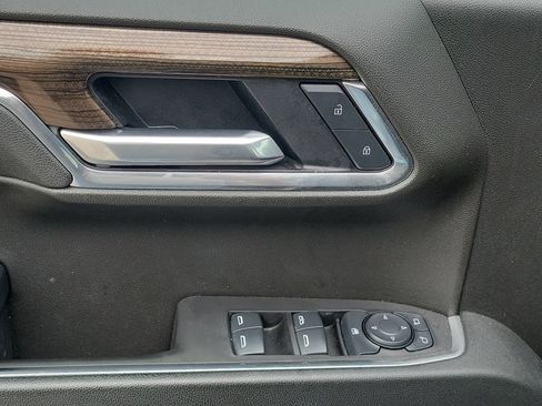 Used 2025 Chevrolet Silverado 1500 LT image 15