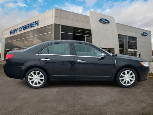Used 2011 Lincoln MKZ image 6
