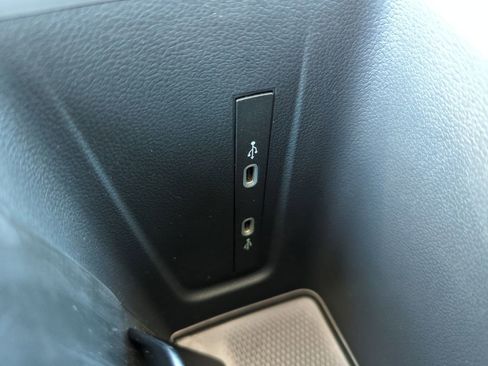 New 2026 Volkswagen Tiguan S image 31