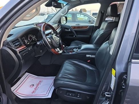Used 2018 Lexus LX 570 570 image 11