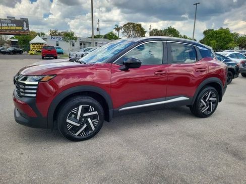 Certified 2026 Nissan Kicks SV FWD image 9