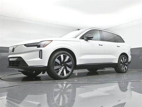 New 2025 Volvo EX90 Plus w/ Protection Package Premier image 36