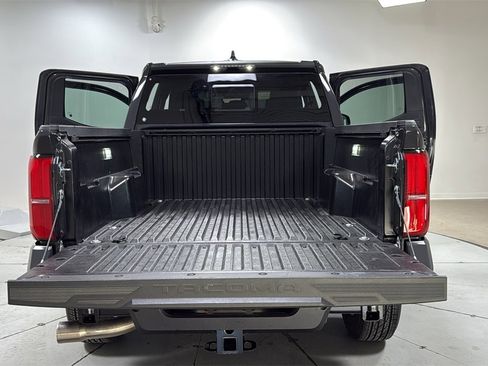 Certified 2025 Toyota Tacoma SR5 image 16