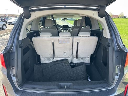 Used 2025 Honda Odyssey EX-L image 9