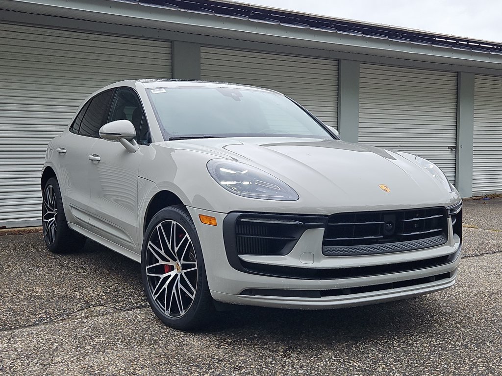 Used 2023 Porsche Macan S AWD/4WD image 9