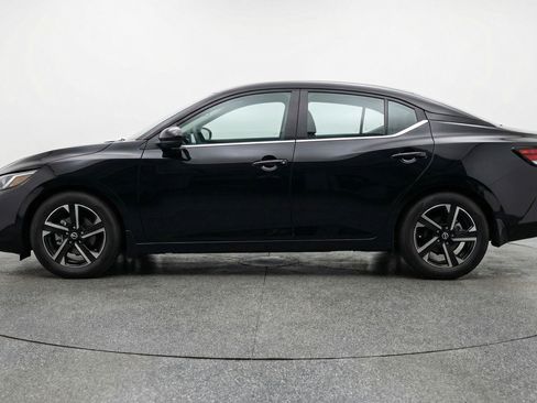 Used 2025 Nissan Sentra SV FWD image 5