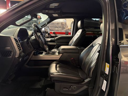 Used 2020 Ford F350 Platinum w/ FX4 Off-Road Package image 14