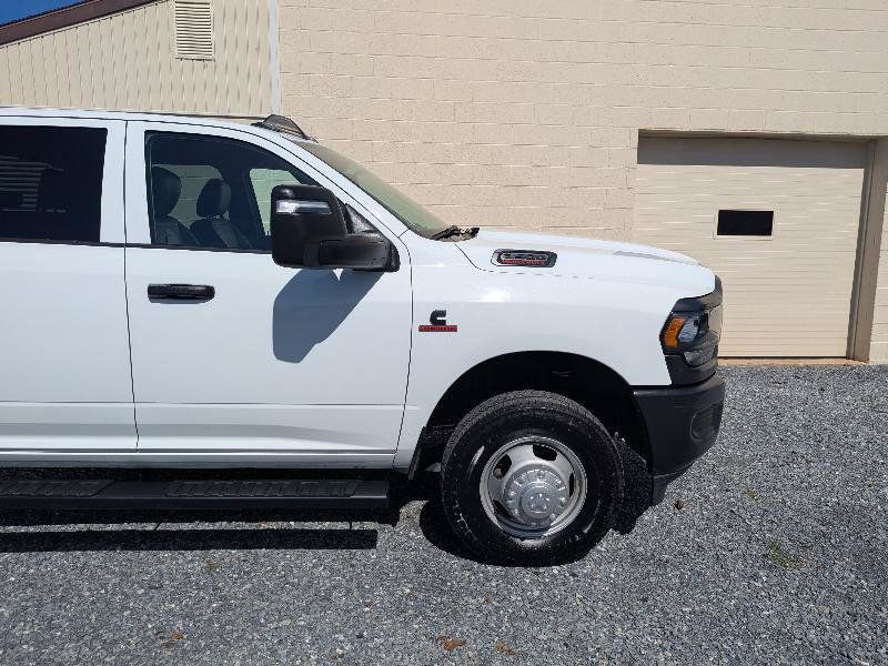 Used 2024 RAM 3500 Tradesman w/ Max Tow Package AWD/4WD image 10