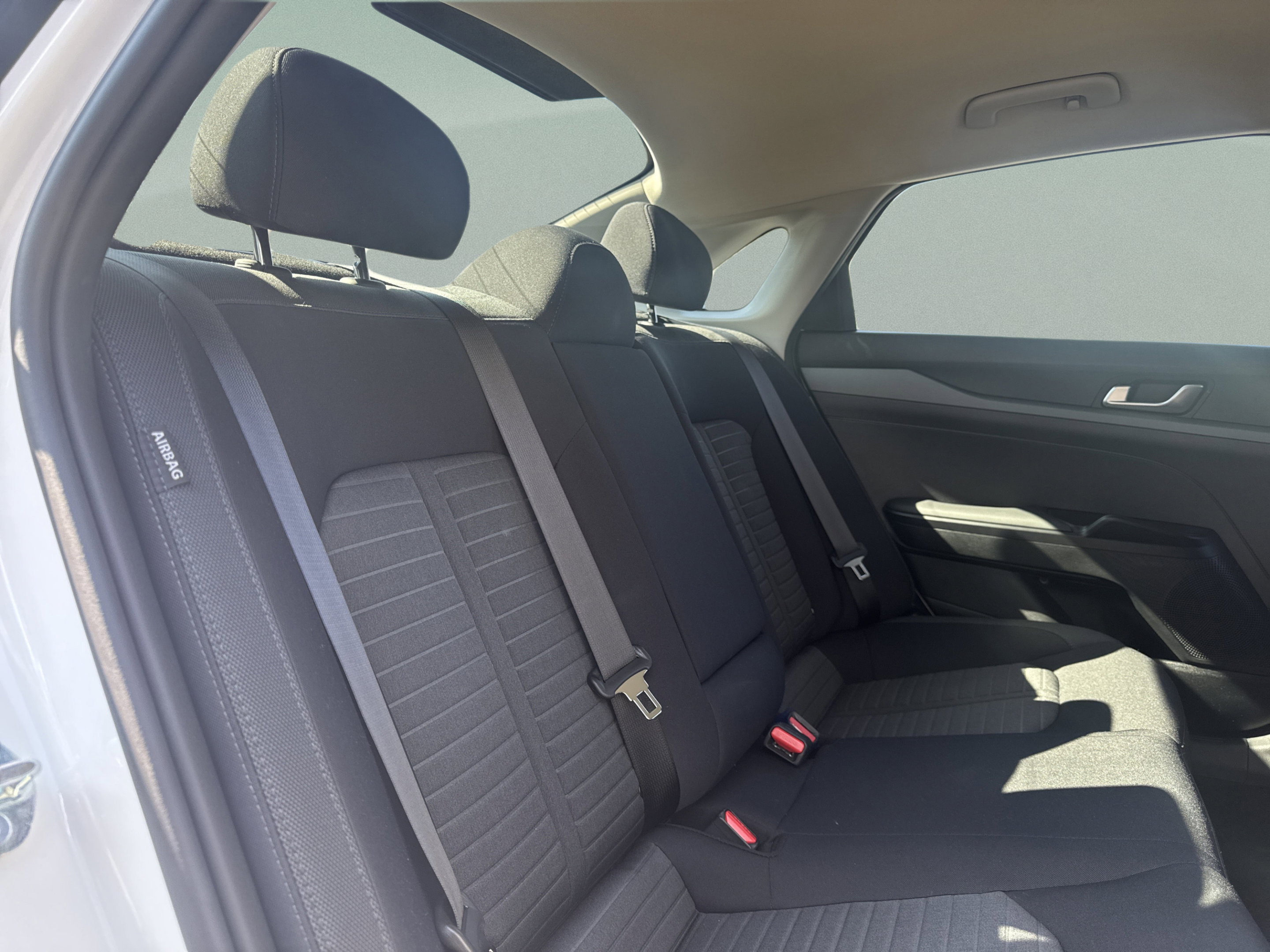 New 2026 Kia K5 LXS FWD image 32