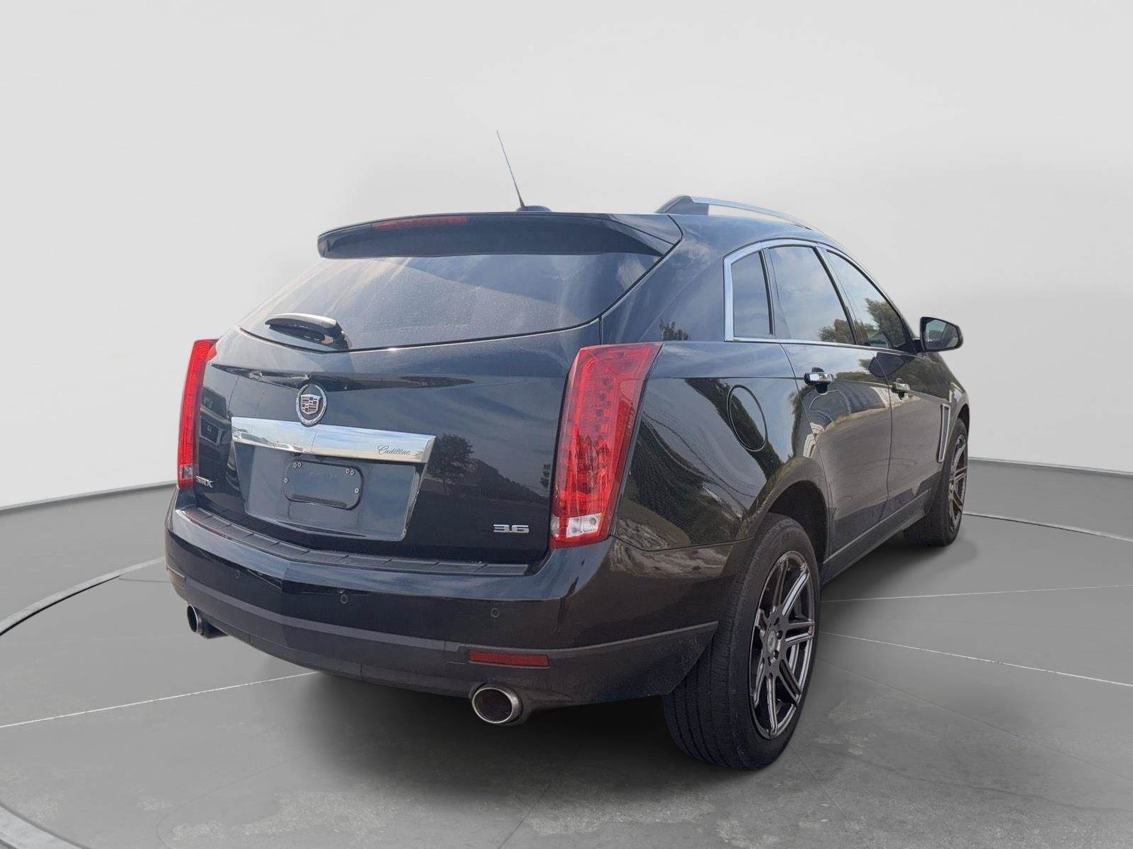 Used 2015 Cadillac SRX Performance w/ Driver Awareness Package FWD image 3