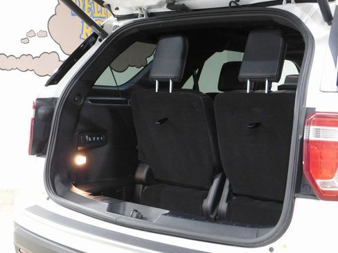 Used 2019 Ford Explorer Platinum image 85
