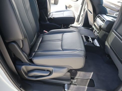 New 2026 Jeep Grand Wagoneer 4WD image 16