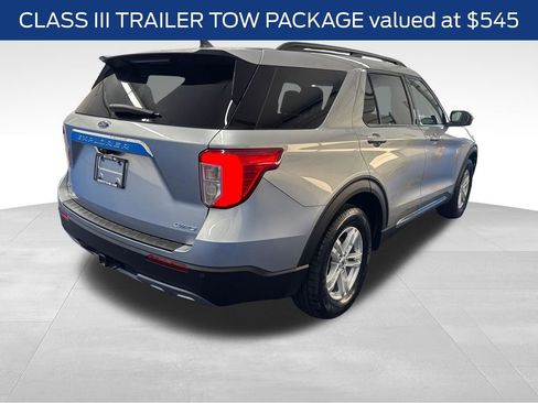 Certified 2021 Ford Explorer XLT w/ Equipment Group 202A AWD/4WD image 6