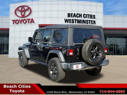 Used 2022 Jeep Wrangler Unlimited Sport image 8
