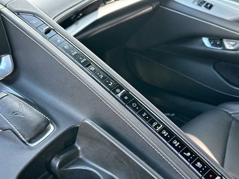 Used 2022 Chevrolet Corvette Stingray Preferred Cpe w/ Z51 Performance Package image 16