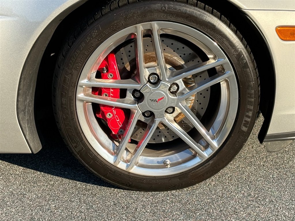 Used 2006 Chevrolet Corvette Z06 w/ Preferred Equipment Group RWD image 23