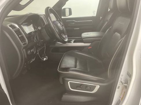 Used 2023 RAM 1500 Laramie AWD/4WD image 16