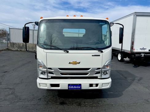 New 2025 Chevrolet Low Cab Forward 5500XG RWD image 23