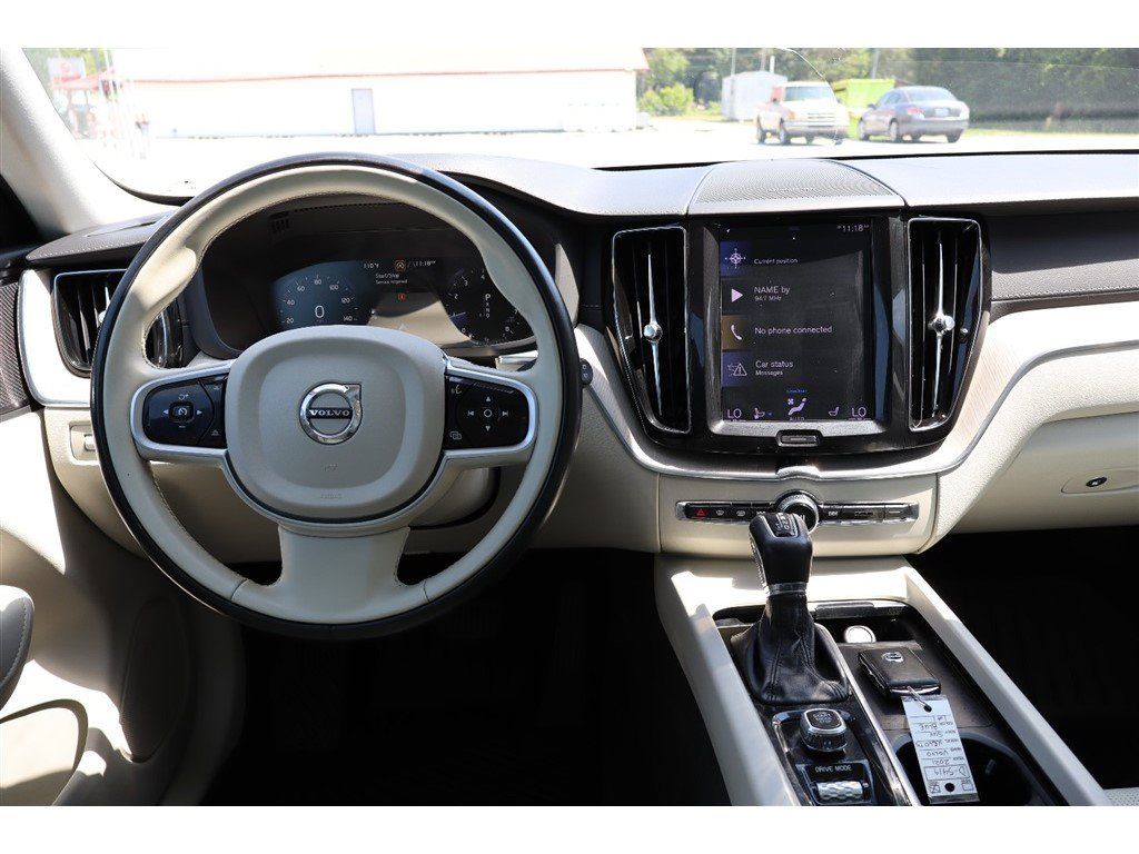 Used 2021 Volvo XC60 T5 Inscription w/ Protection Package Premier AWD/4WD image 18