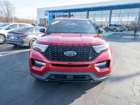 Used 2023 Ford Explorer ST w/ Equipment Group 401A image 2