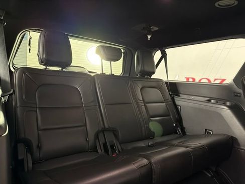 Used 2018 Lincoln Navigator L Reserve w/ Technology Package AWD/4WD image 41