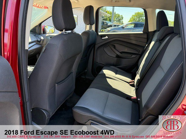 Used 2018 Ford Escape SE w/ SE Sync 3 Package AWD/4WD image 12