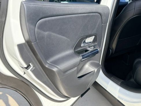 Used 2021 Mercedes-Benz GLA 250 GLA 250 4MATIC SUV image 18