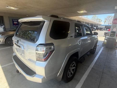 Used 2022 Toyota 4Runner SR5 RWD image 5