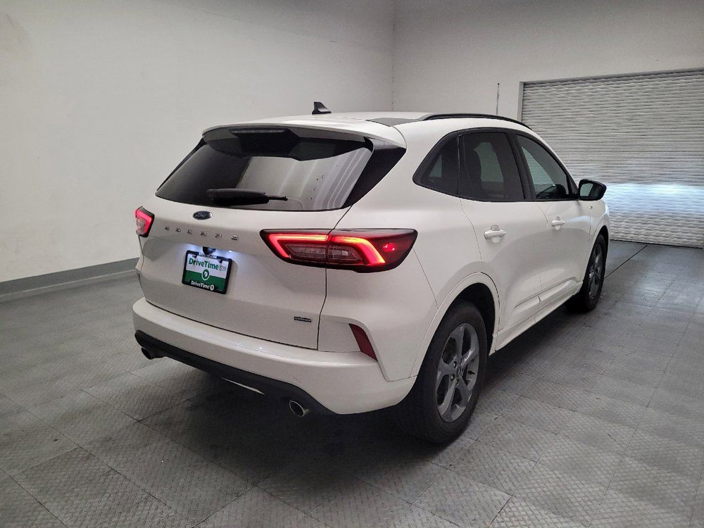 Used 2023 Ford Escape ST-Line w/ Equipment Group 301A FWD image 9