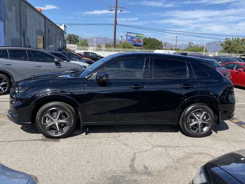 Used 2024 Honda HR-V EX-L image 8