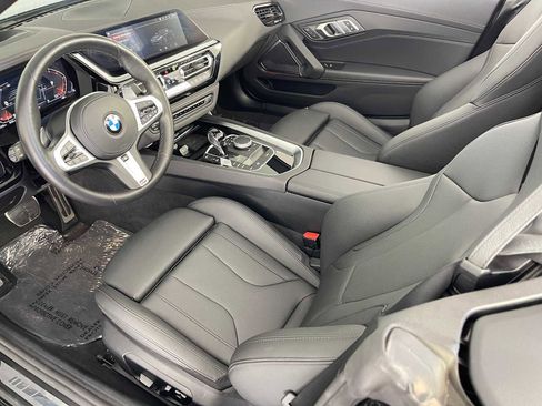 Used 2025 BMW Z4 sDrive30i image 16