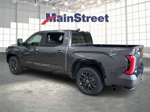 Used 2024 Toyota Tundra Platinum AWD/4WD image 3