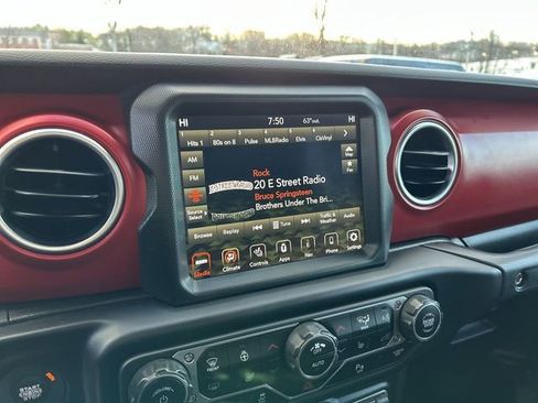 Used 2023 Jeep Wrangler Unlimited Rubicon w/ Safety Group image 20