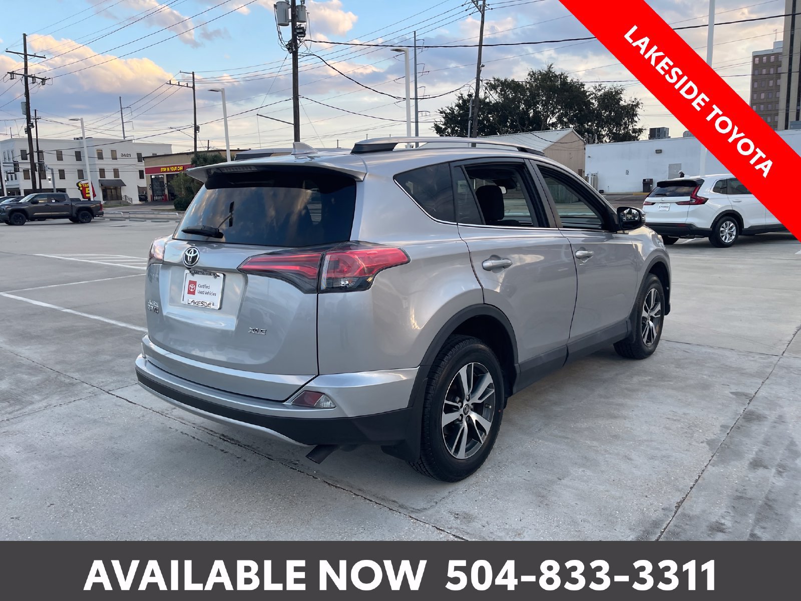Certified 2018 Toyota RAV4 XLE FWD image 6