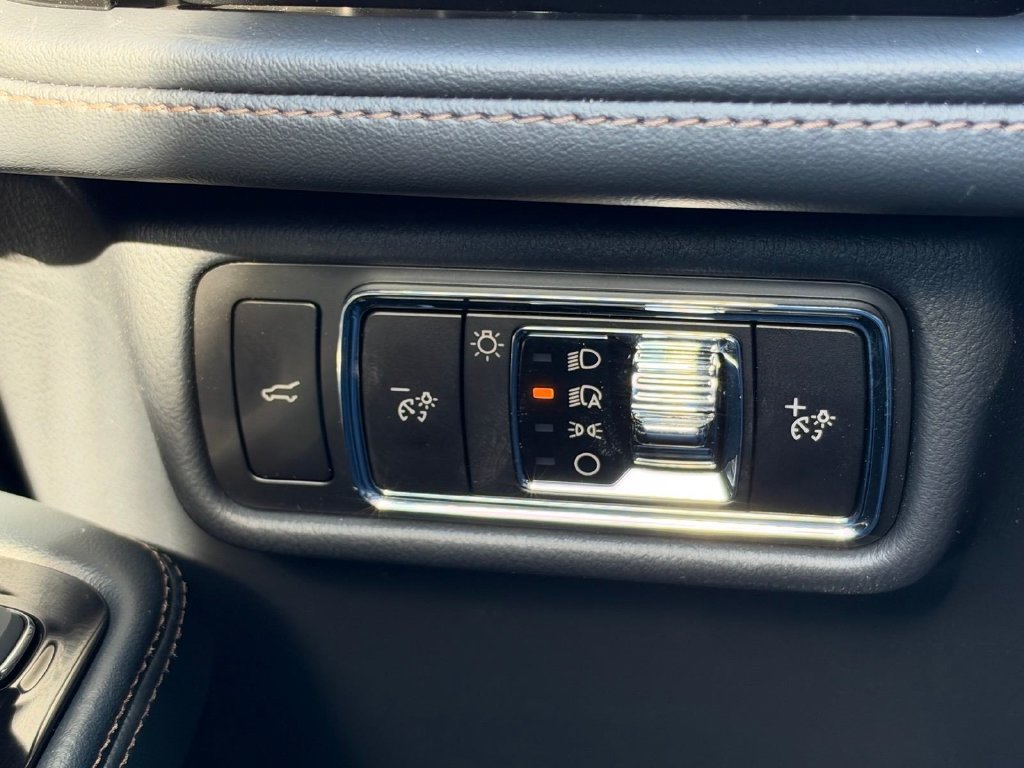 New 2027 Lincoln Aviator AWD image 24