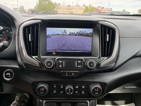 Used 2023 GMC Terrain AT4 image 23