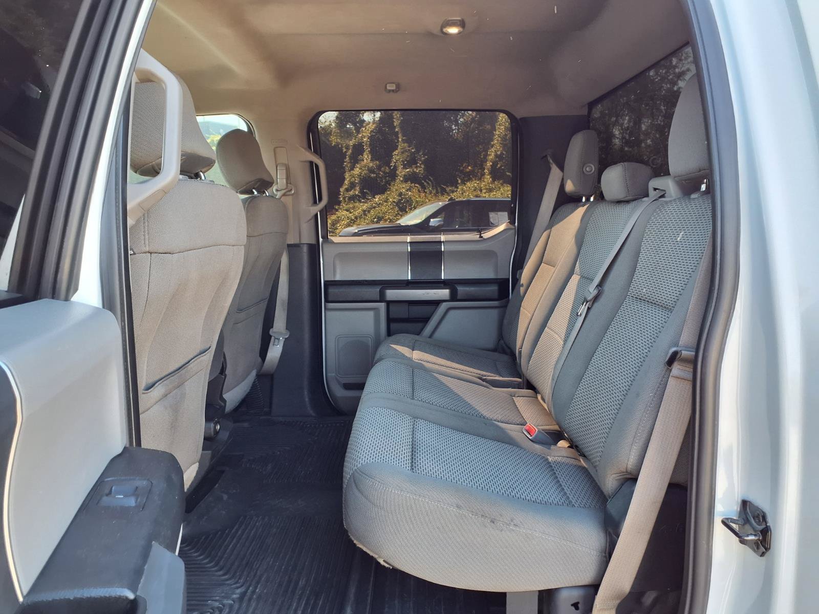 Used 2017 Ford F350 XLT w/ Camper Package AWD/4WD image 24