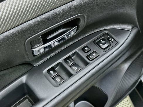 Used 2017 Mitsubishi Outlander ES FWD image 17