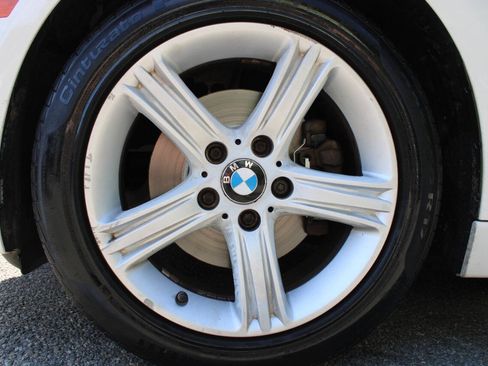 Used 2014 BMW 328i xDrive Sedan AWD/4WD image 19